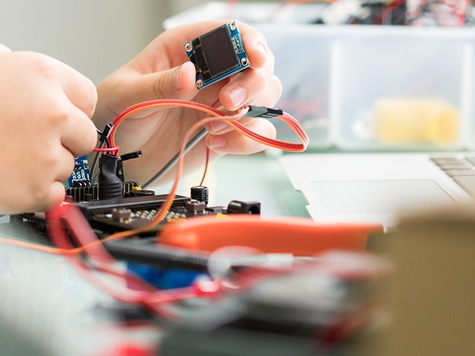 配線の整理・修理